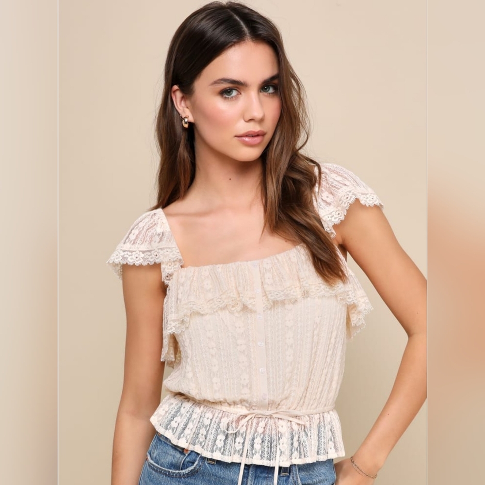 NWT delicate Antique Lace Vintage Style Emma Top Small